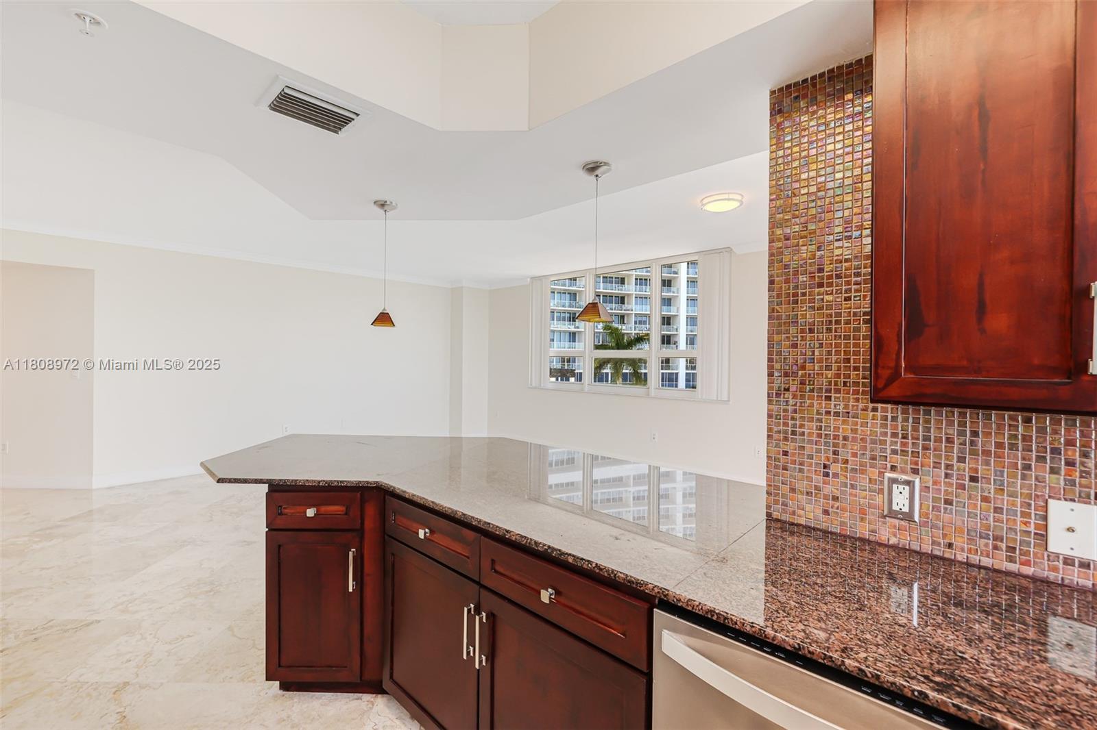 CITE CONDO - Residential