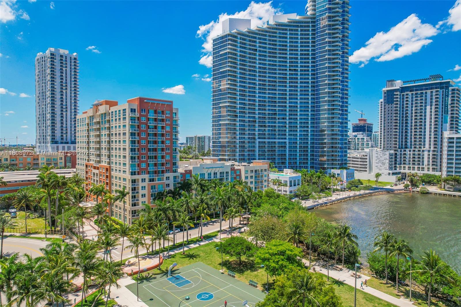 CITE CONDO - Residential
