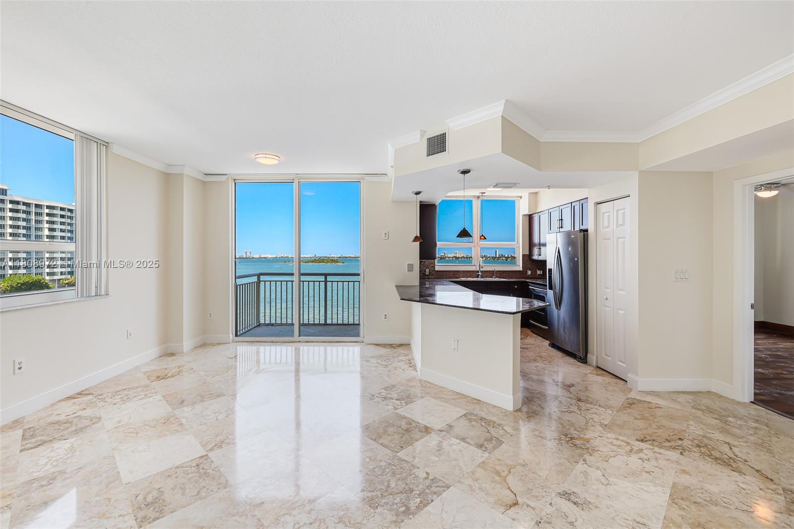 CITE CONDO - Residential
