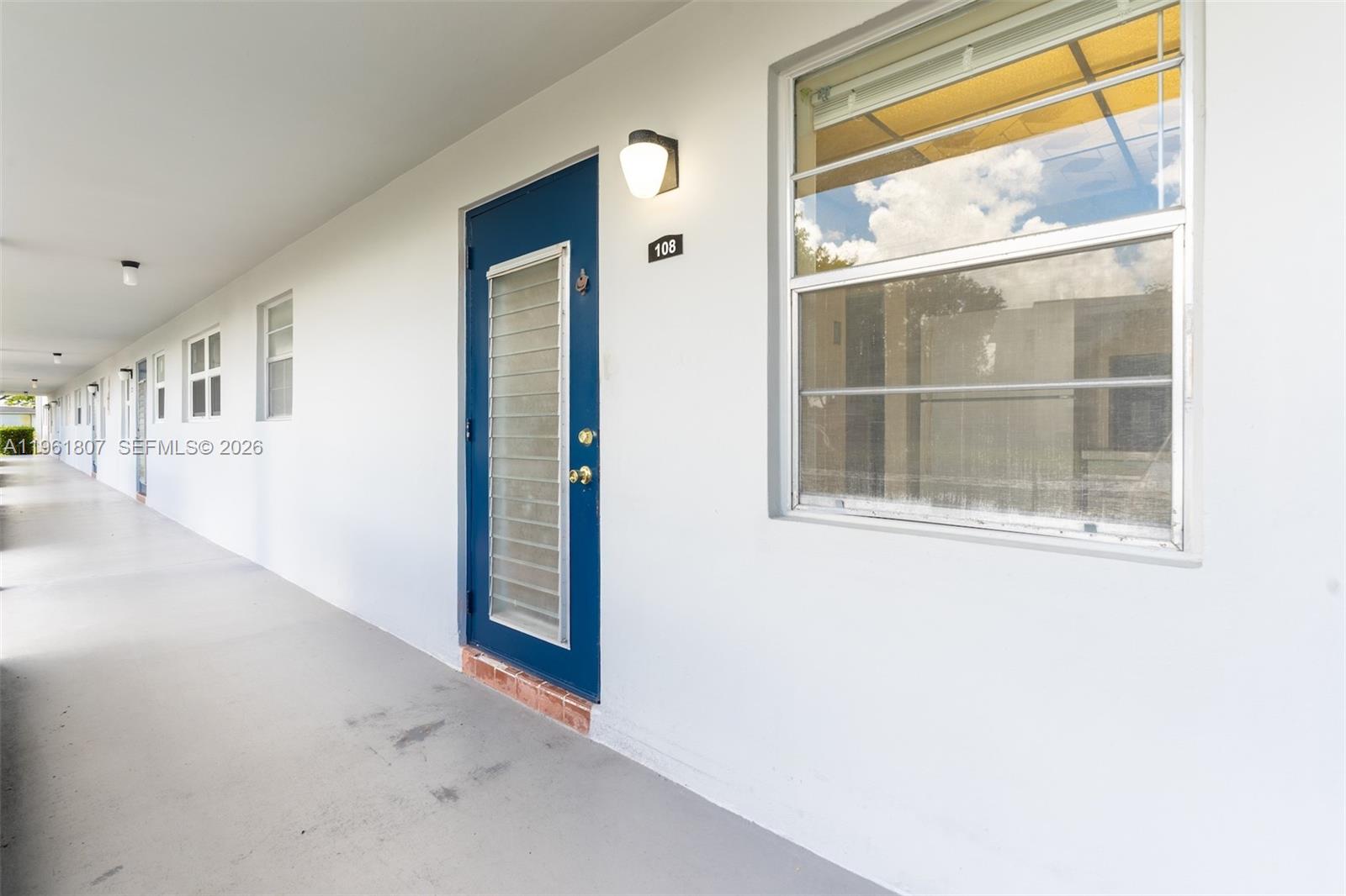 ORIOLE GOLF & TENNIS CLUB - Residential