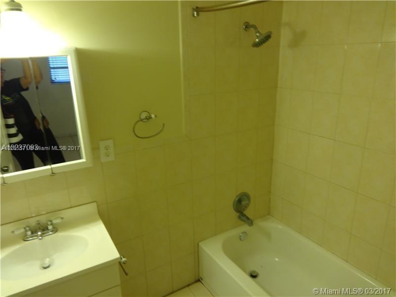 ENGLEWOOD - Residential