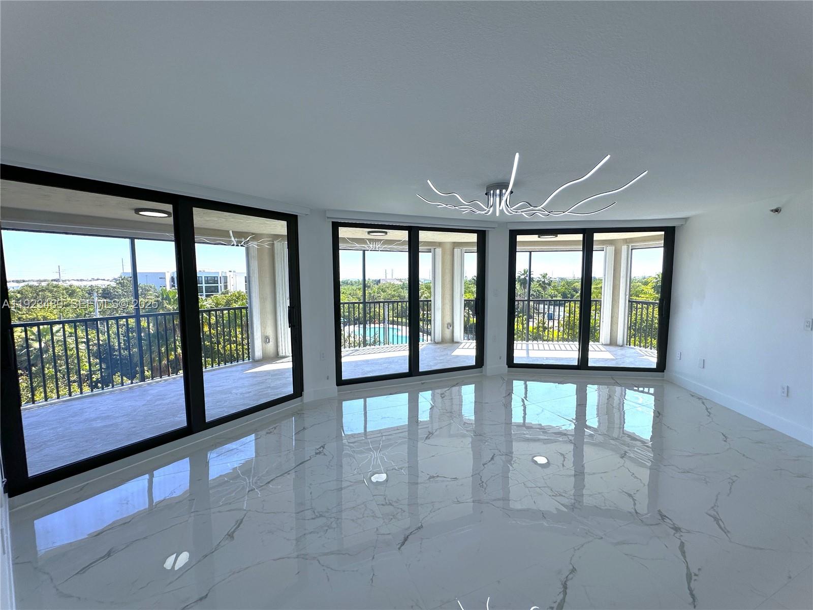 SEAWATCH CONDOMINIUM - Residential