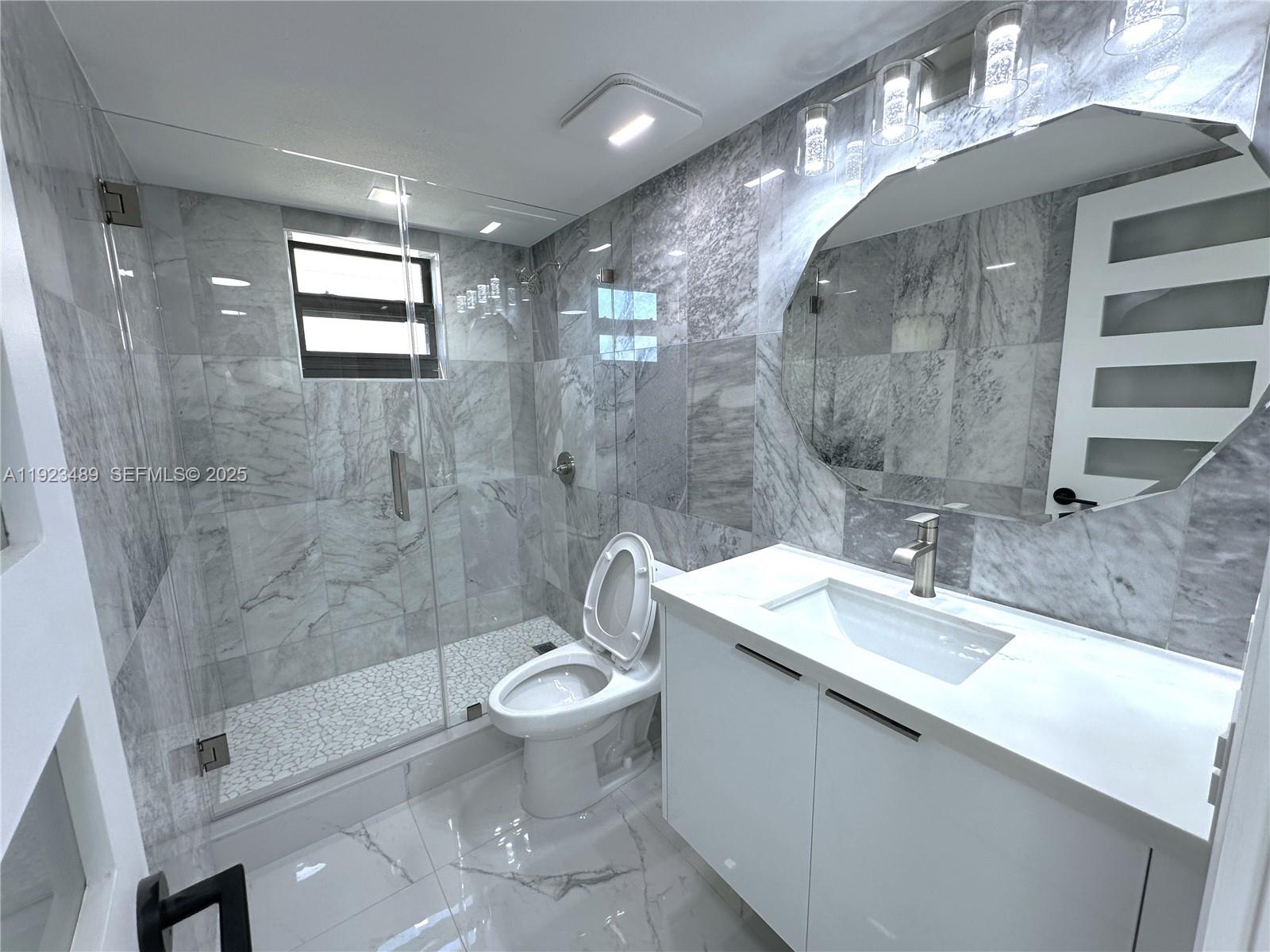 SEAWATCH CONDOMINIUM - Residential