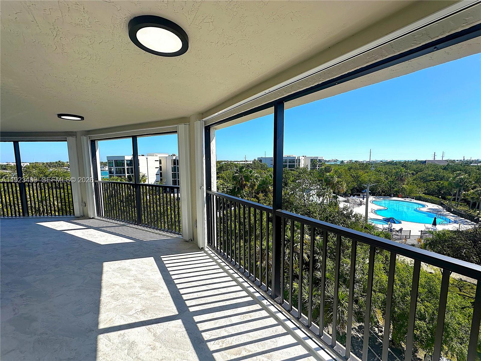 SEAWATCH CONDOMINIUM - Residential