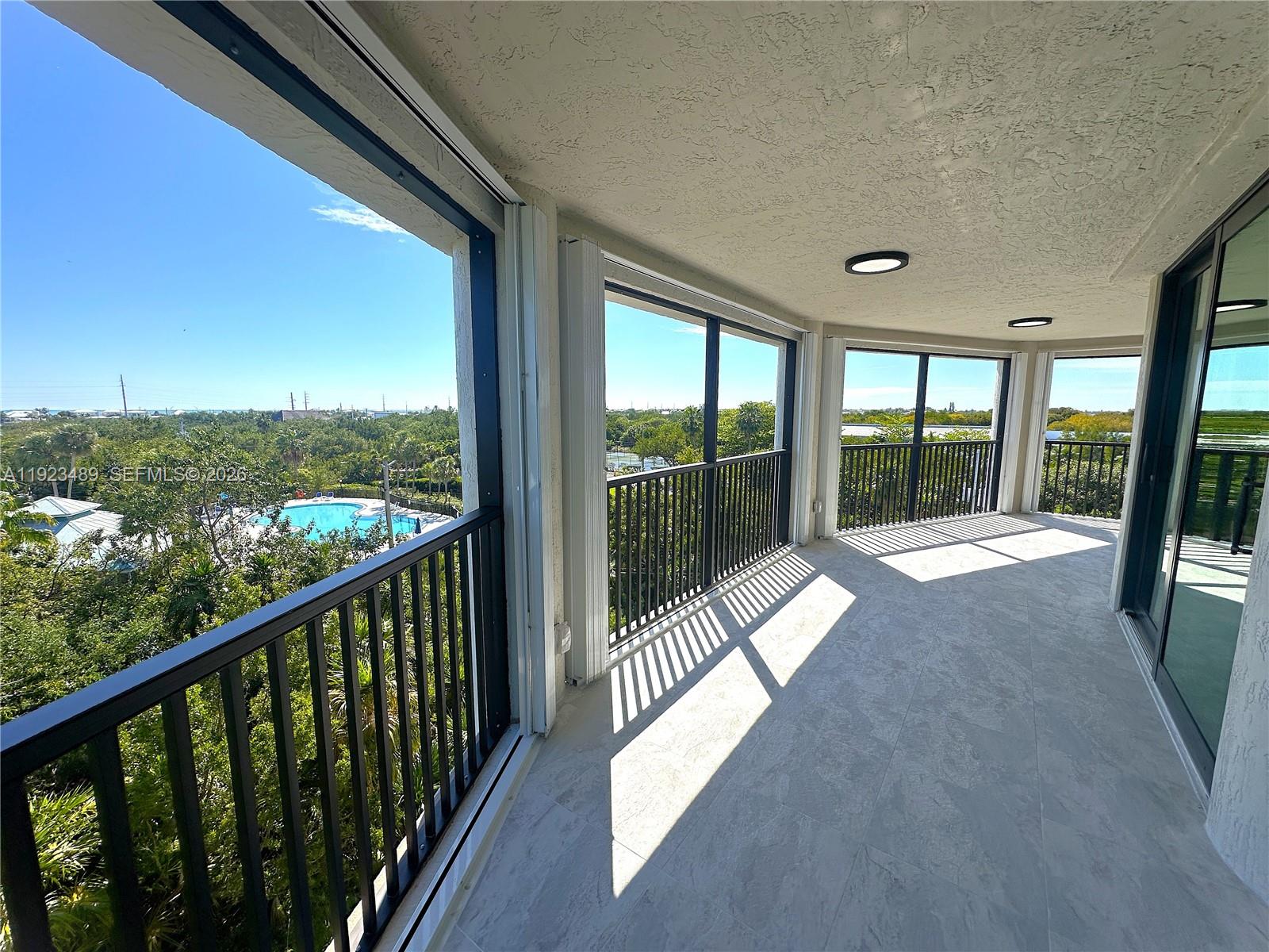 SEAWATCH CONDOMINIUM - Residential