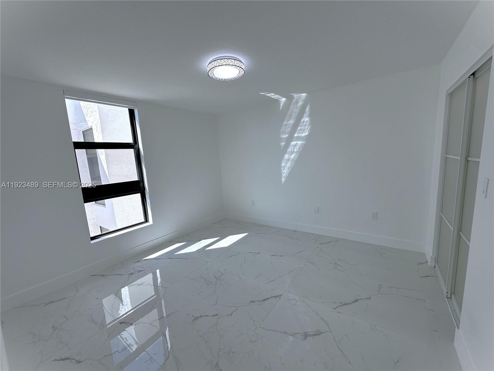 SEAWATCH CONDOMINIUM - Residential