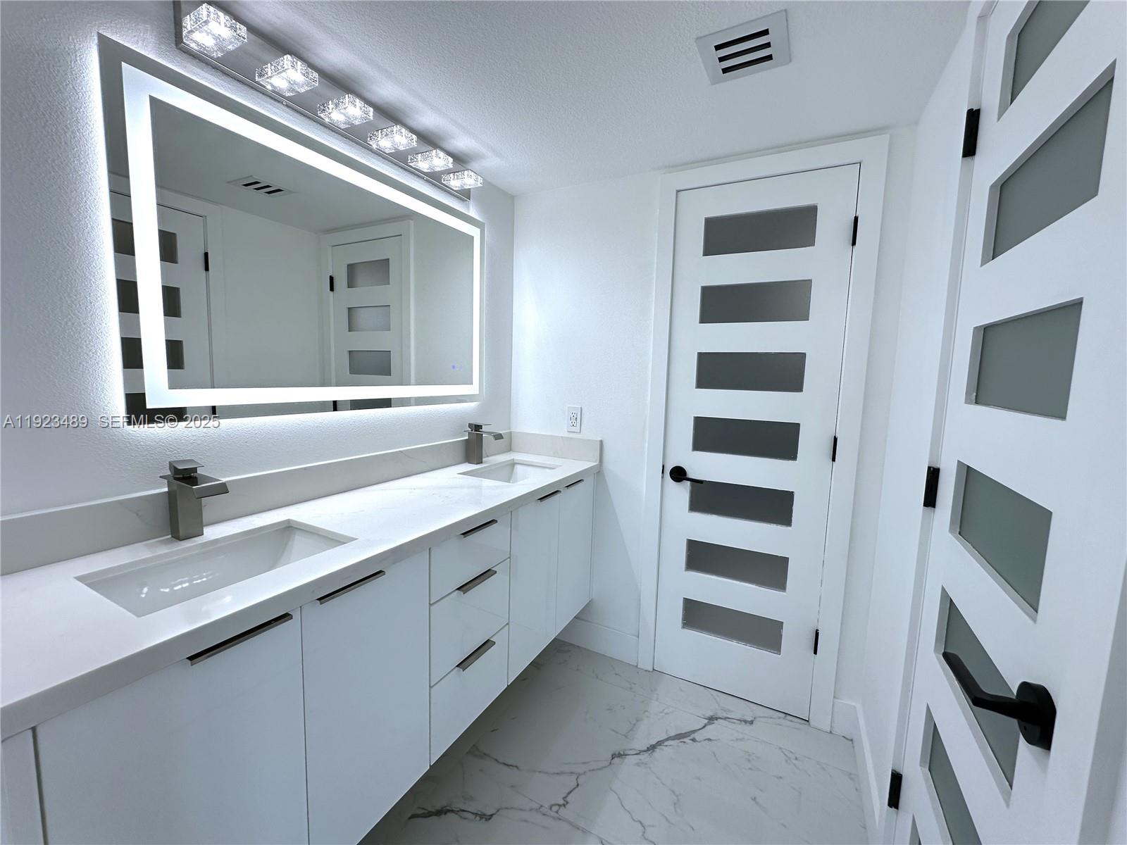 SEAWATCH CONDOMINIUM - Residential