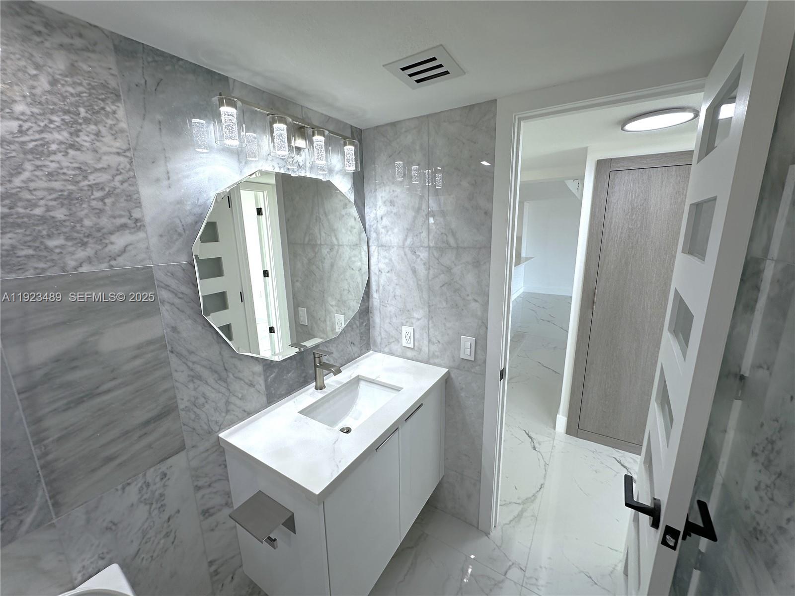 SEAWATCH CONDOMINIUM - Residential