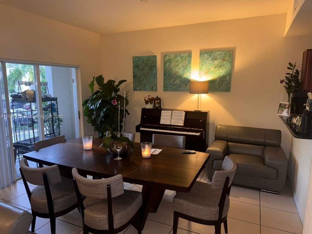 ST MORITZ AT DORAL CONDO - Residential Lease