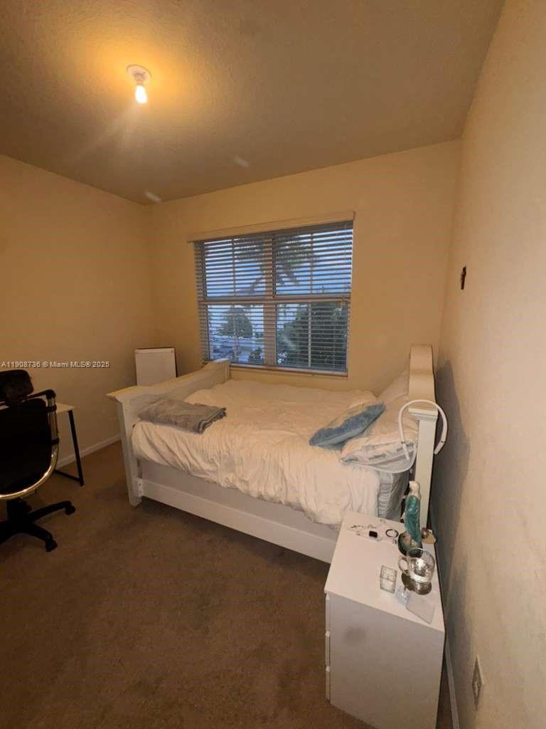 ST MORITZ AT DORAL CONDO - Residential Lease