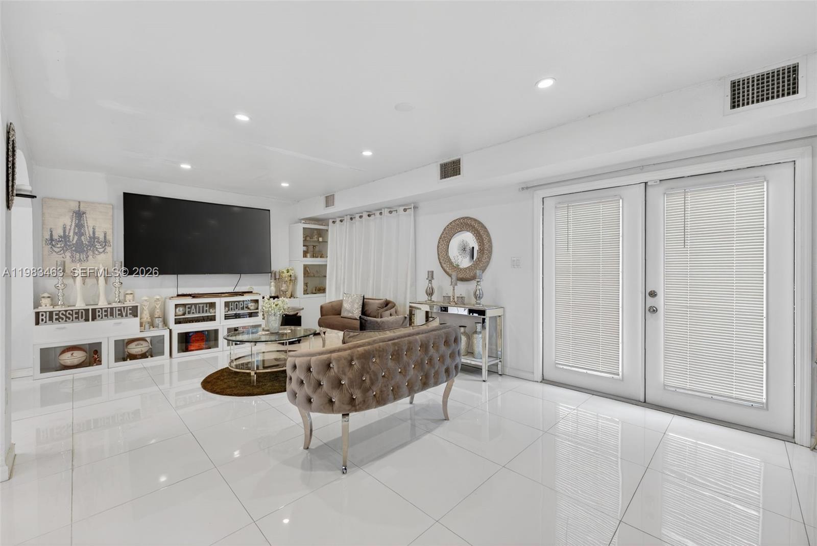 MIRAMAR PARK FOURTH ADD - Residential