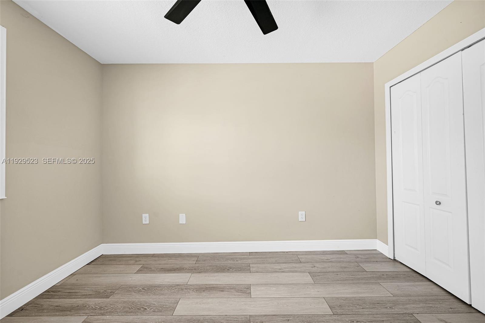 POD 6 AT MONARCH LAKES - Residential Lease