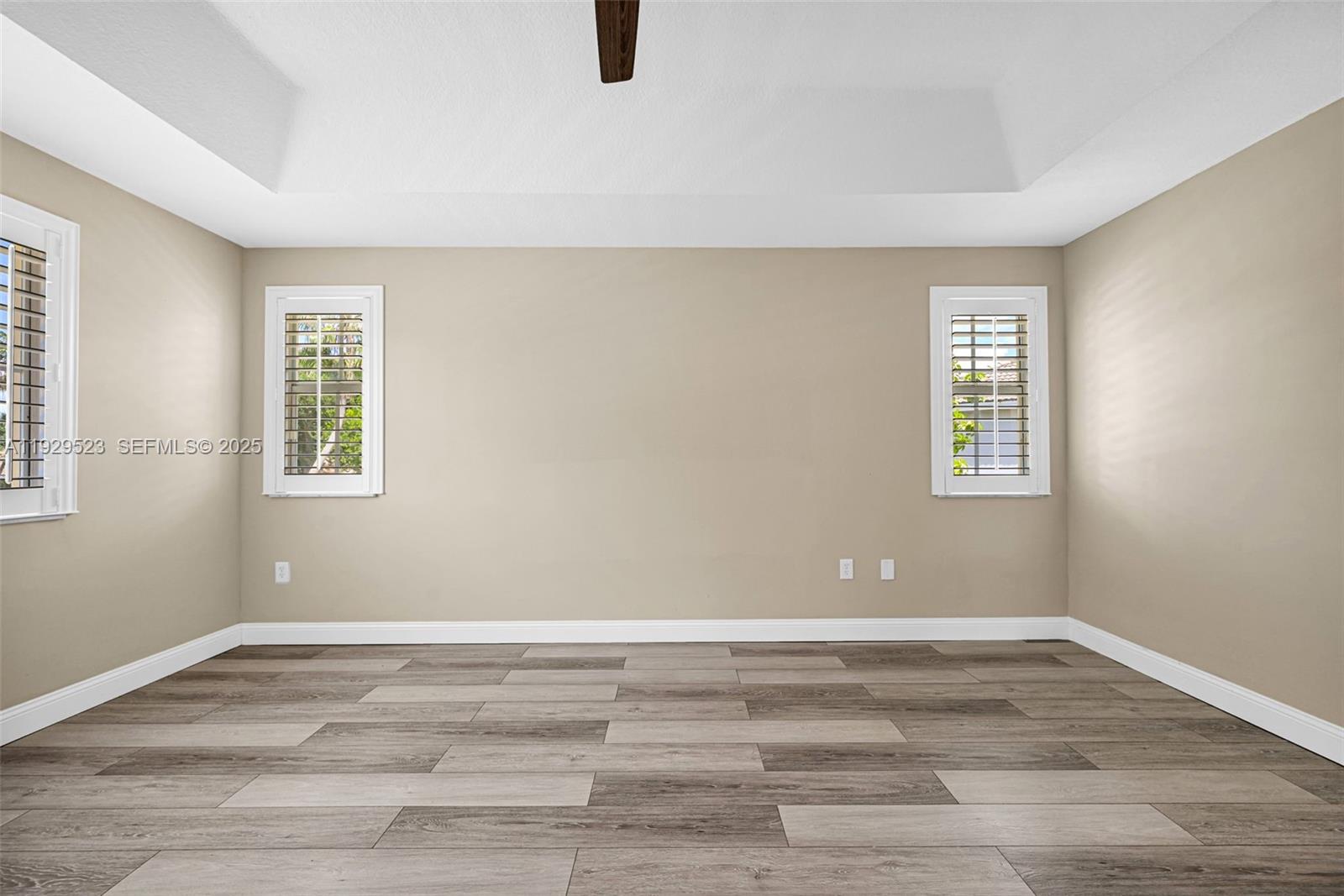 POD 6 AT MONARCH LAKES - Residential Lease