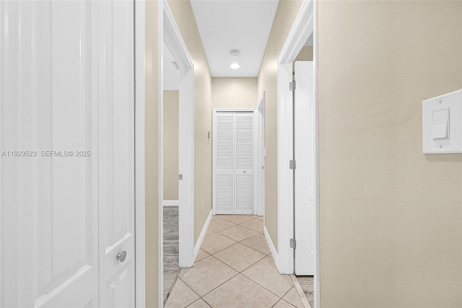 POD 6 AT MONARCH LAKES - Residential Lease