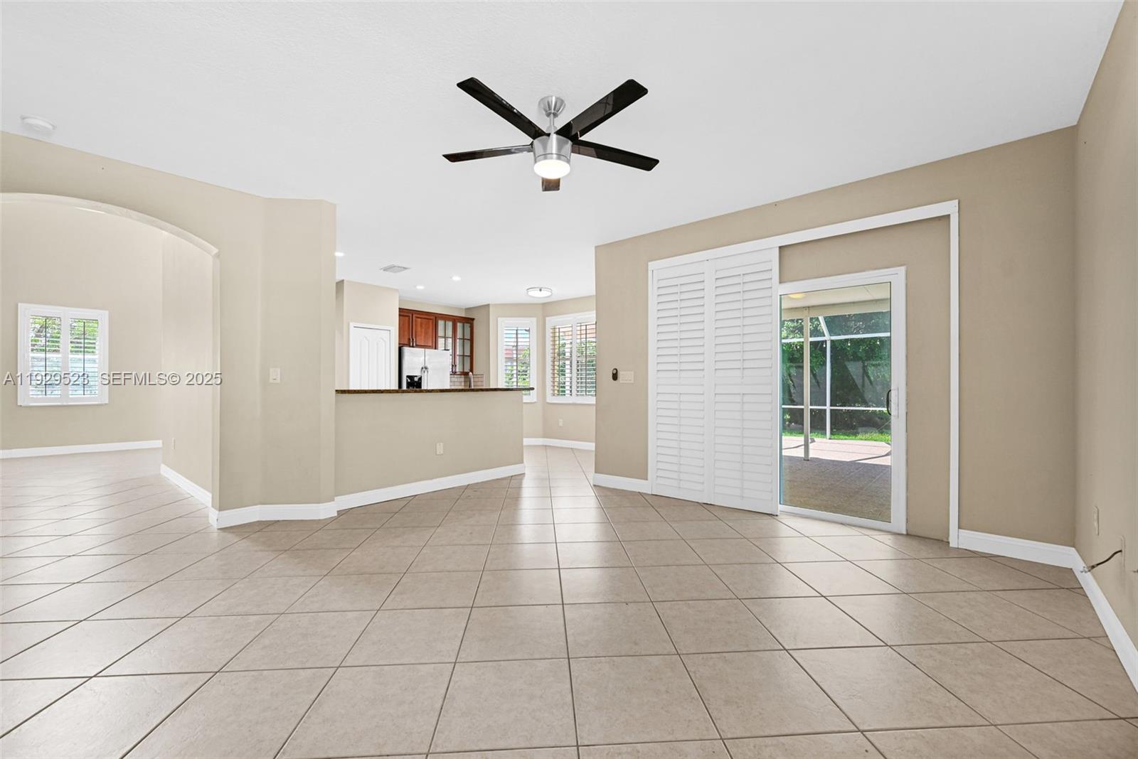 POD 6 AT MONARCH LAKES - Residential Lease