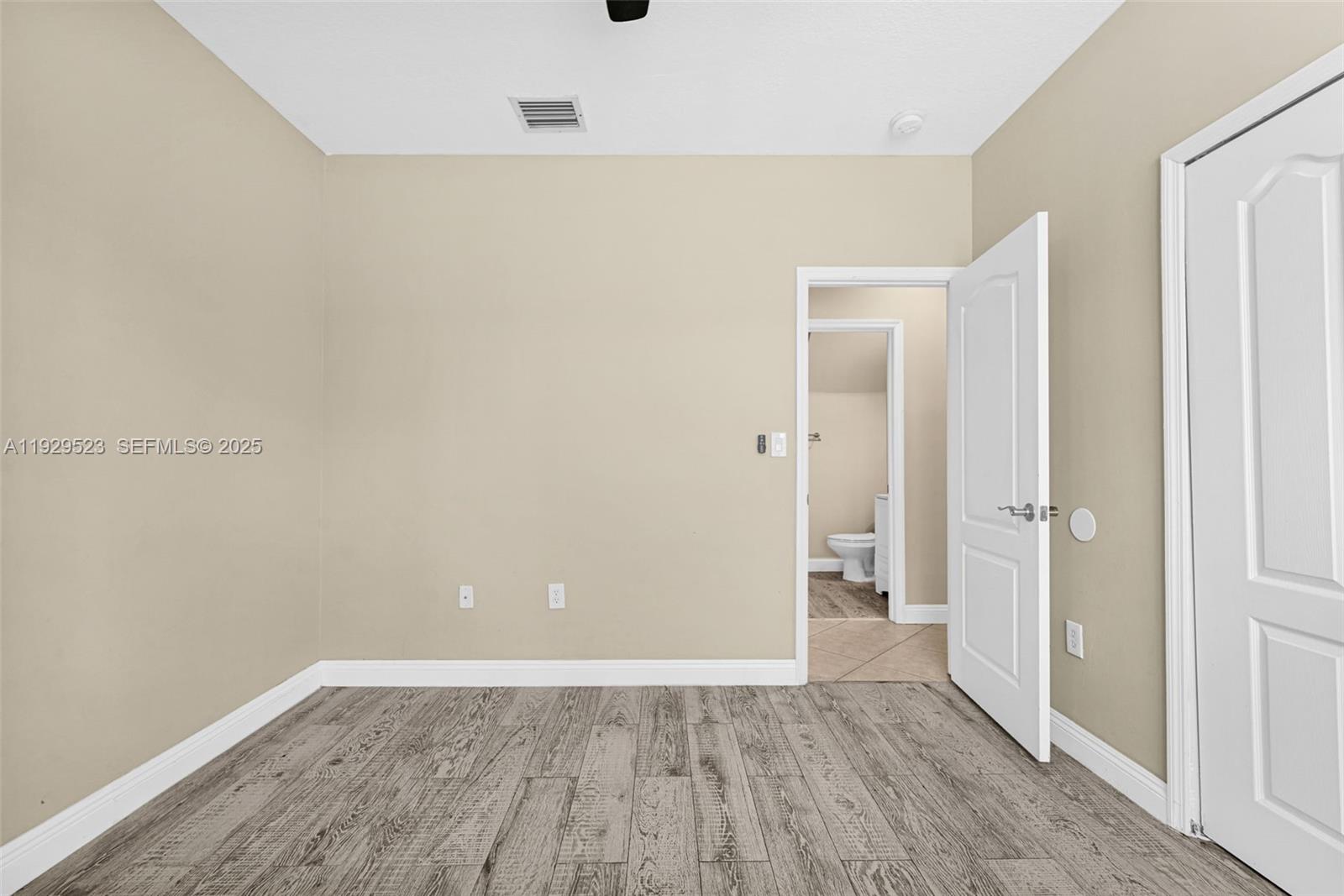 POD 6 AT MONARCH LAKES - Residential Lease