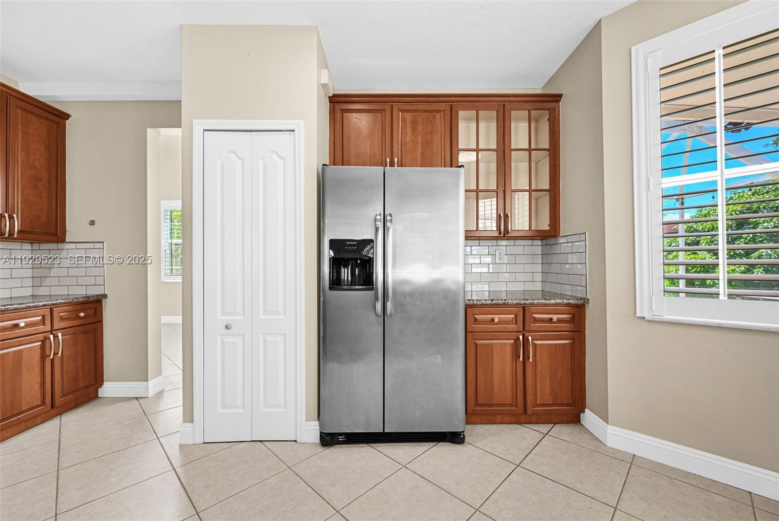 POD 6 AT MONARCH LAKES - Residential Lease