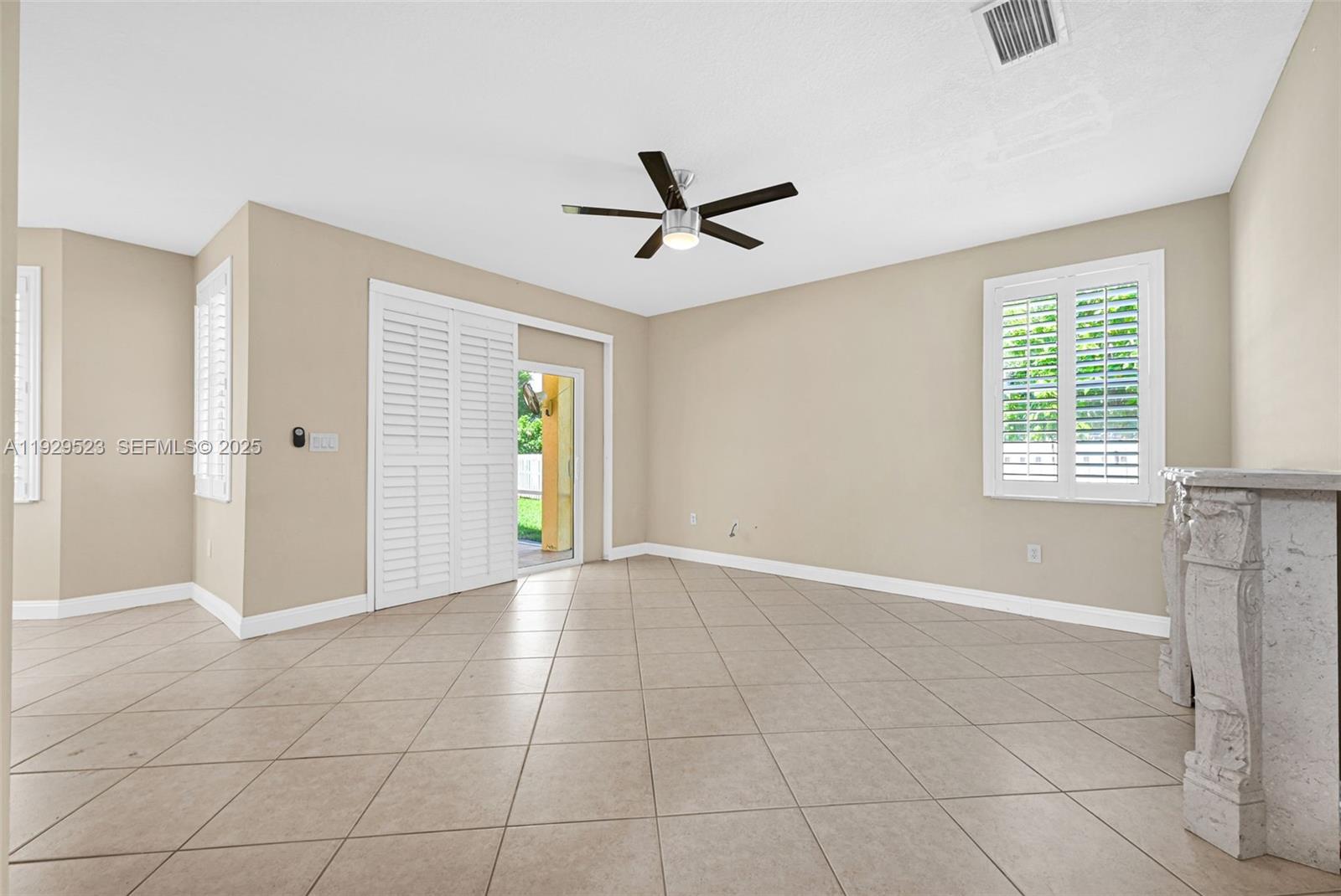 POD 6 AT MONARCH LAKES - Residential Lease