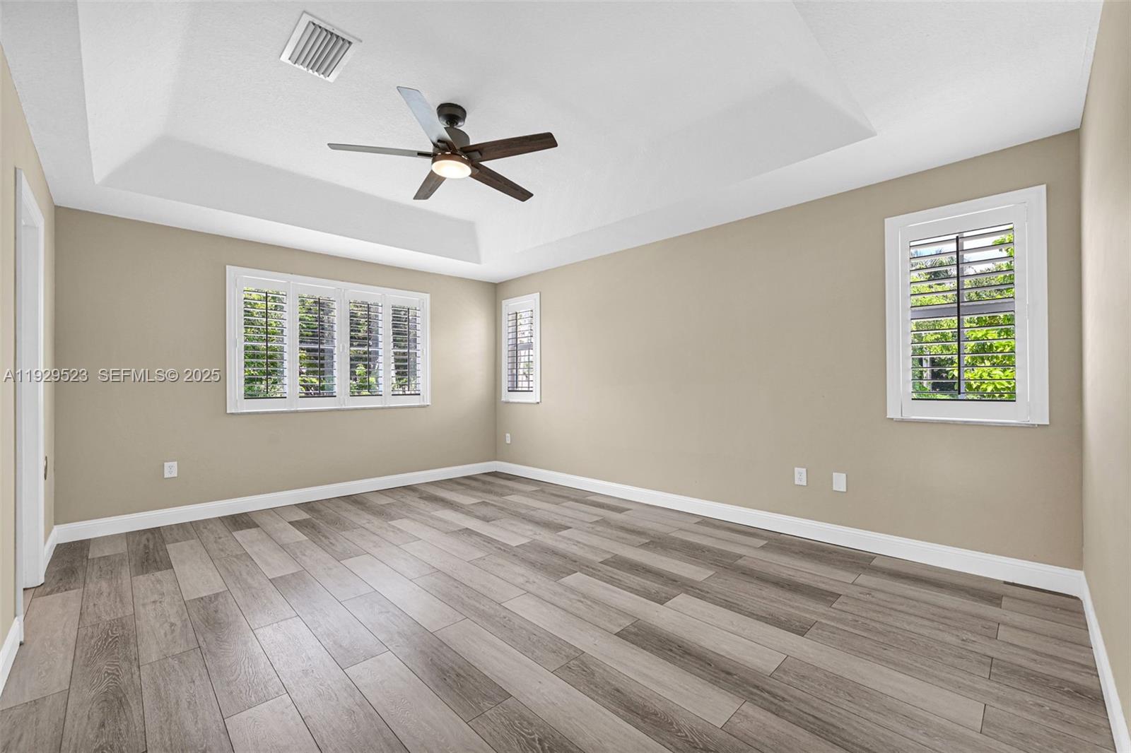 POD 6 AT MONARCH LAKES - Residential Lease