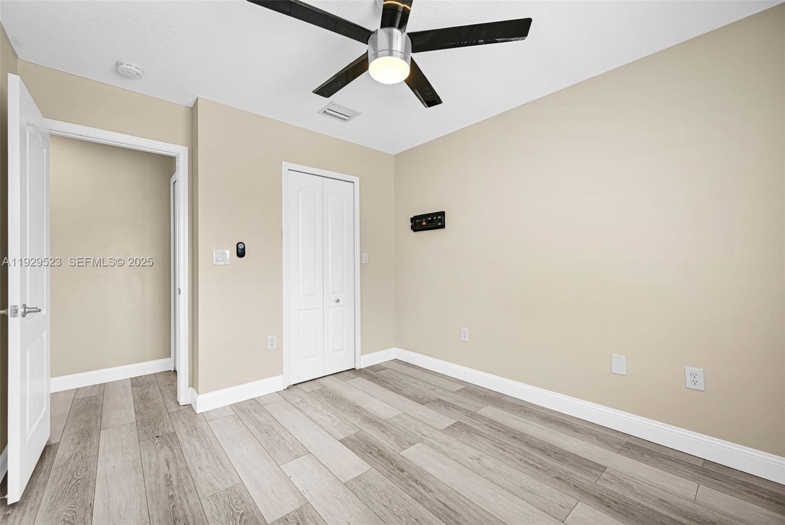 POD 6 AT MONARCH LAKES - Residential Lease