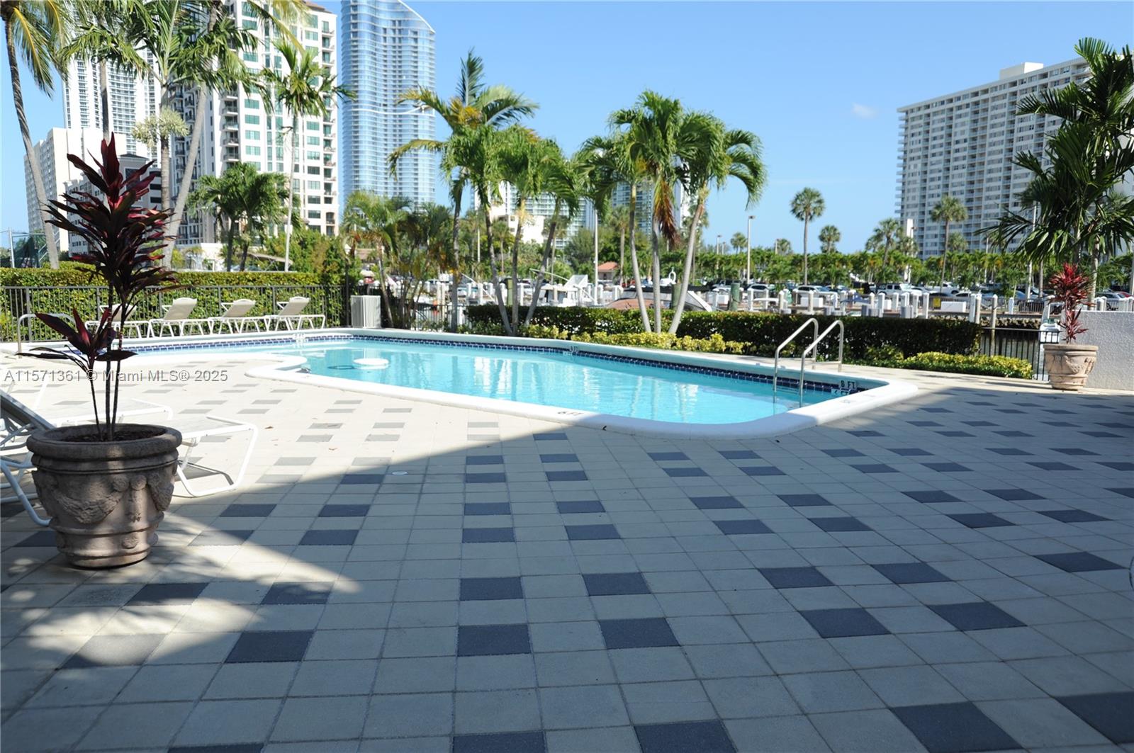 POINCIANA IS YT & RCQ CLU - Residential