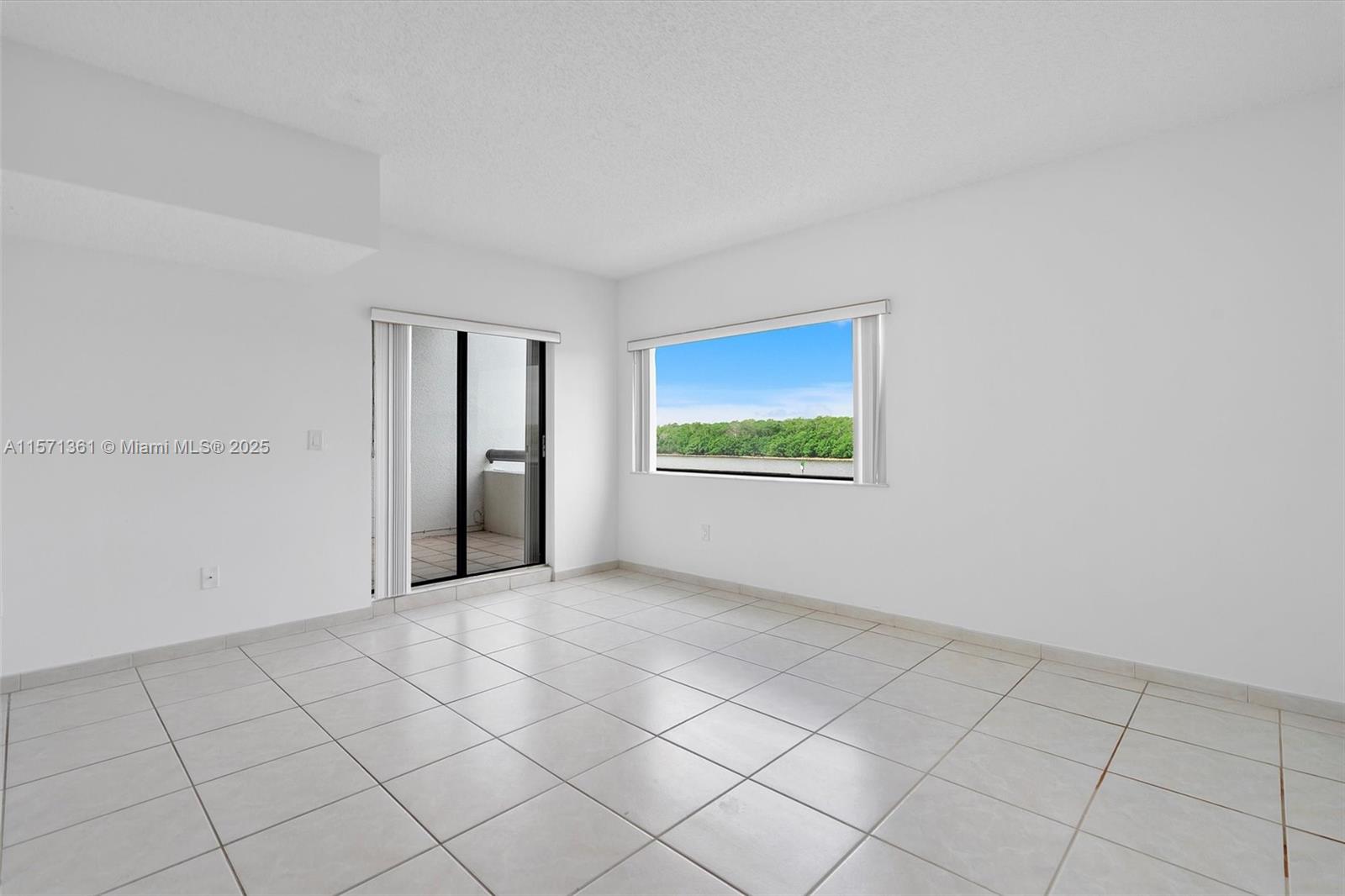 POINCIANA IS YT & RCQ CLU - Residential