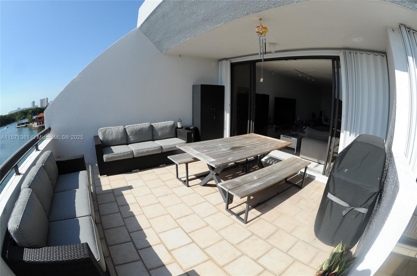 456 Poinciana Dr 1620