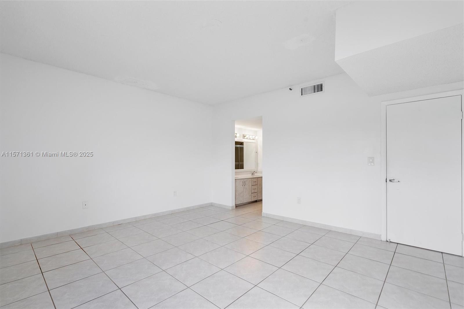 POINCIANA IS YT & RCQ CLU - Residential