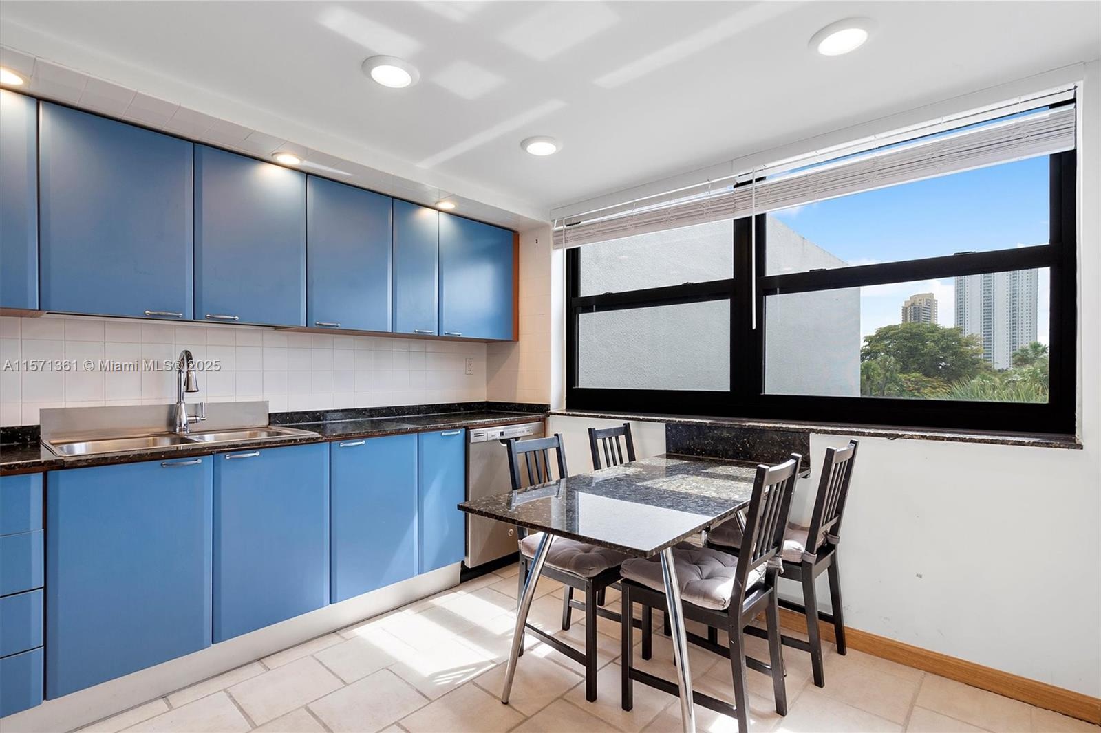 POINCIANA IS YT & RCQ CLU - Residential