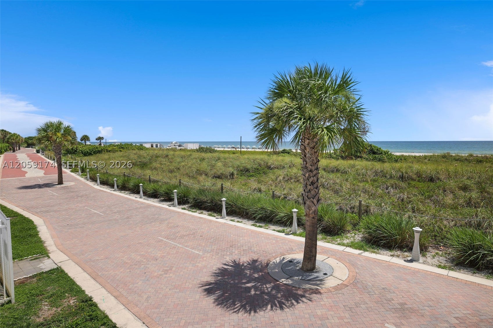 5825 Collins Ave 12H