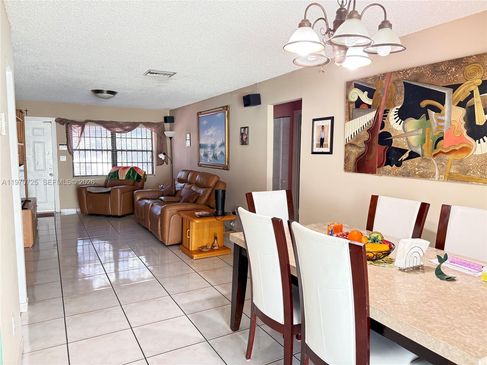 SAN SEBASTIAN TWNHSES - Residential