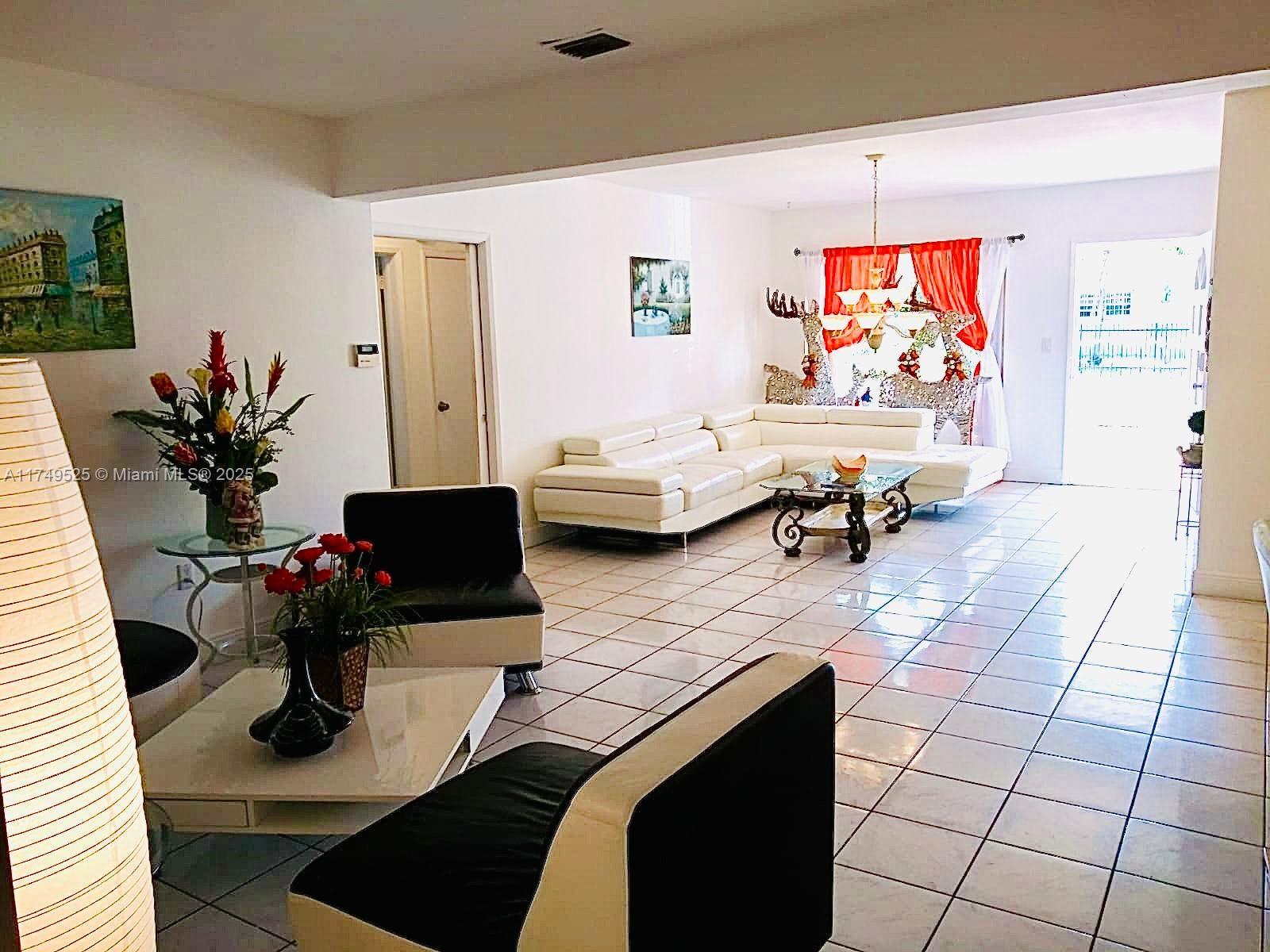 15101 NW 10th Ct