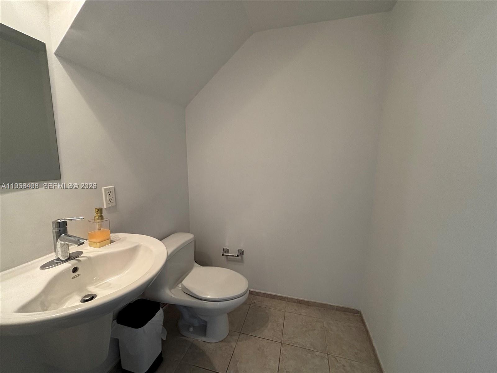 INFINITY AT BRICKELL - Residential Lease