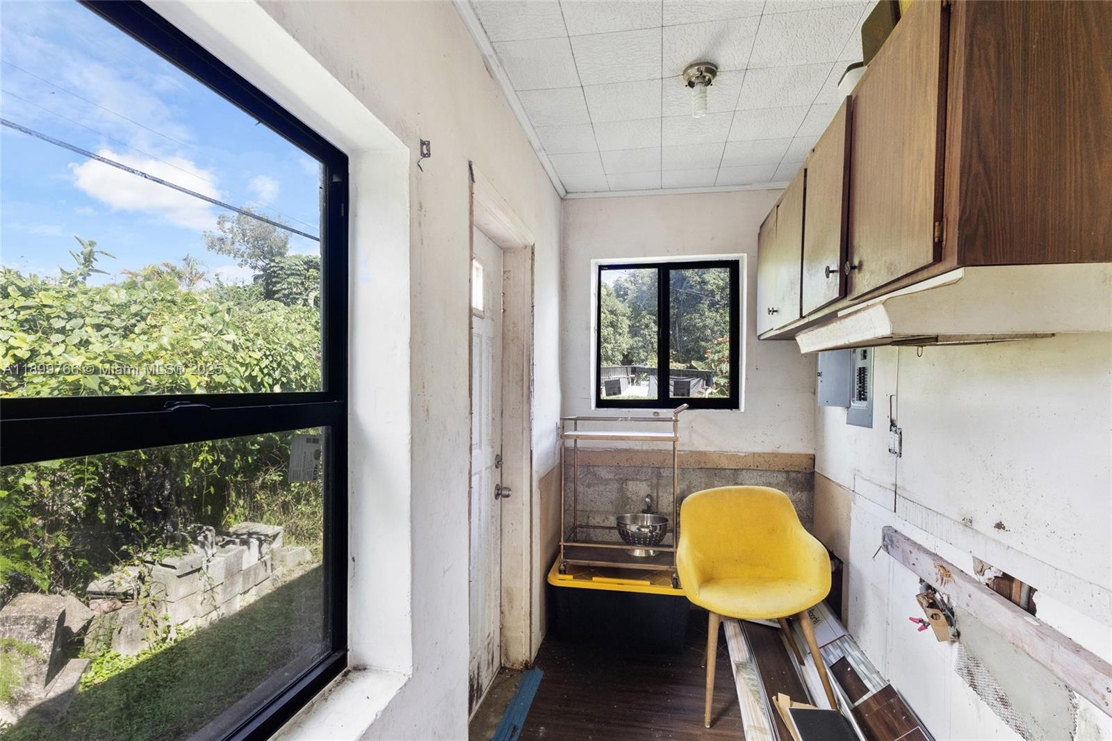 1045 NW 52nd St
