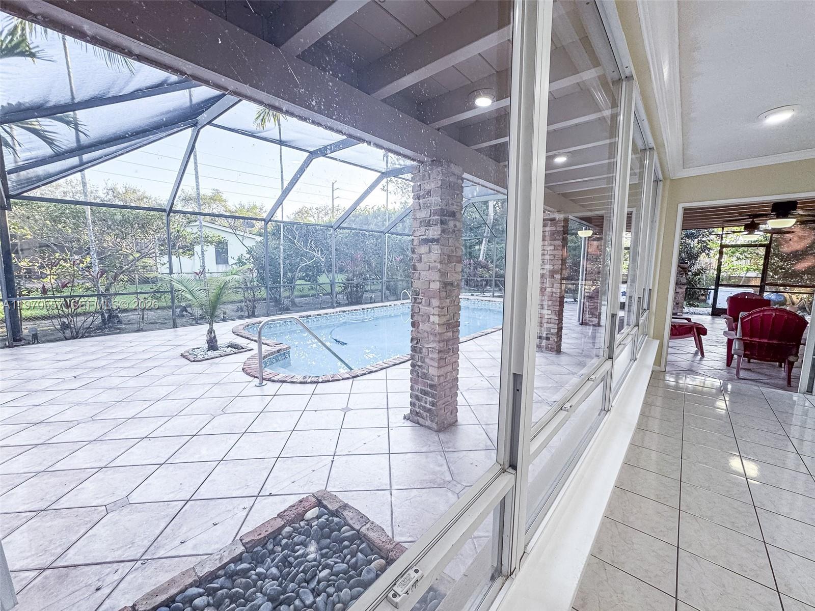 ROYAL PALM HARBOR 1ST ADD - Residential