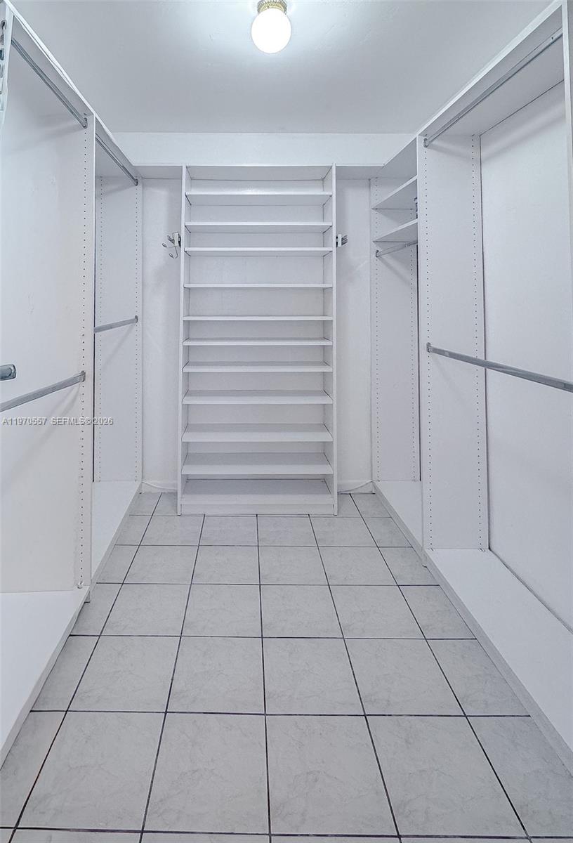 ROYAL PALM HARBOR 1ST ADD - Residential