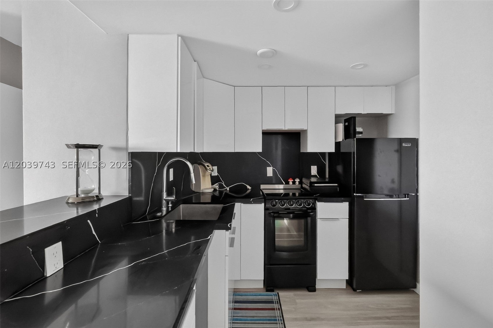 800 West Ave 533