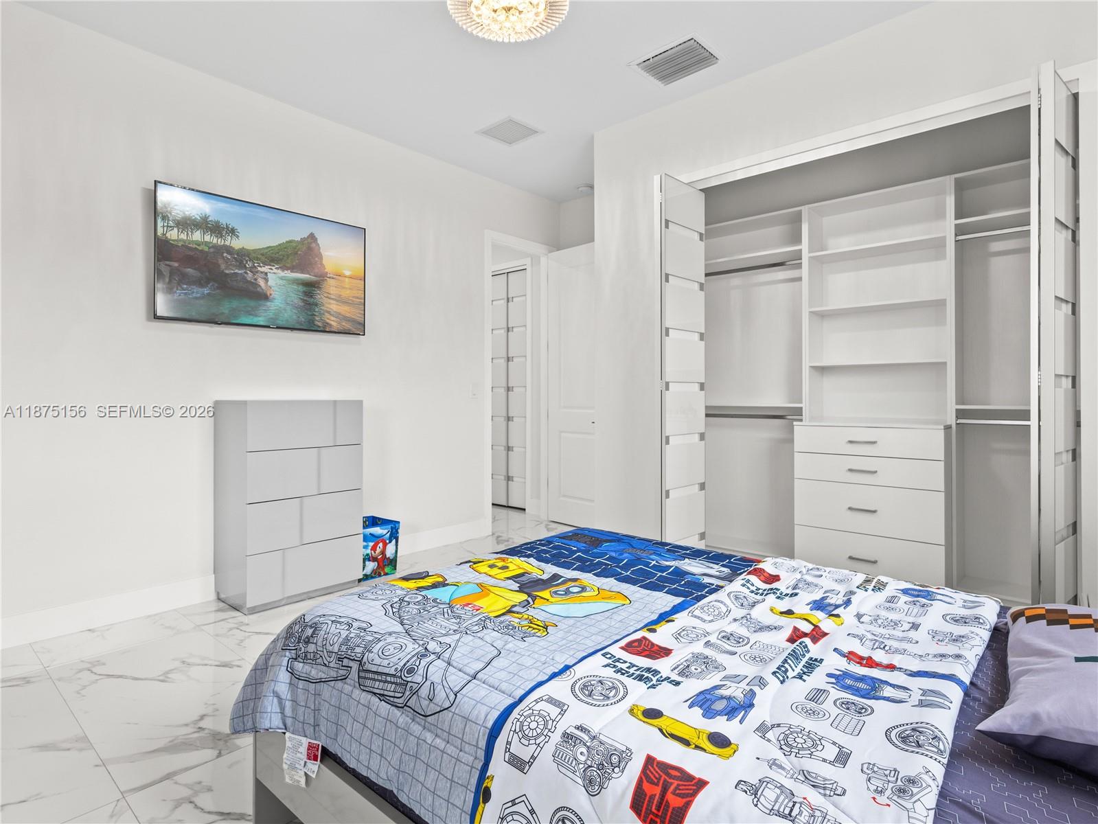 MIA ESTATES - Residential