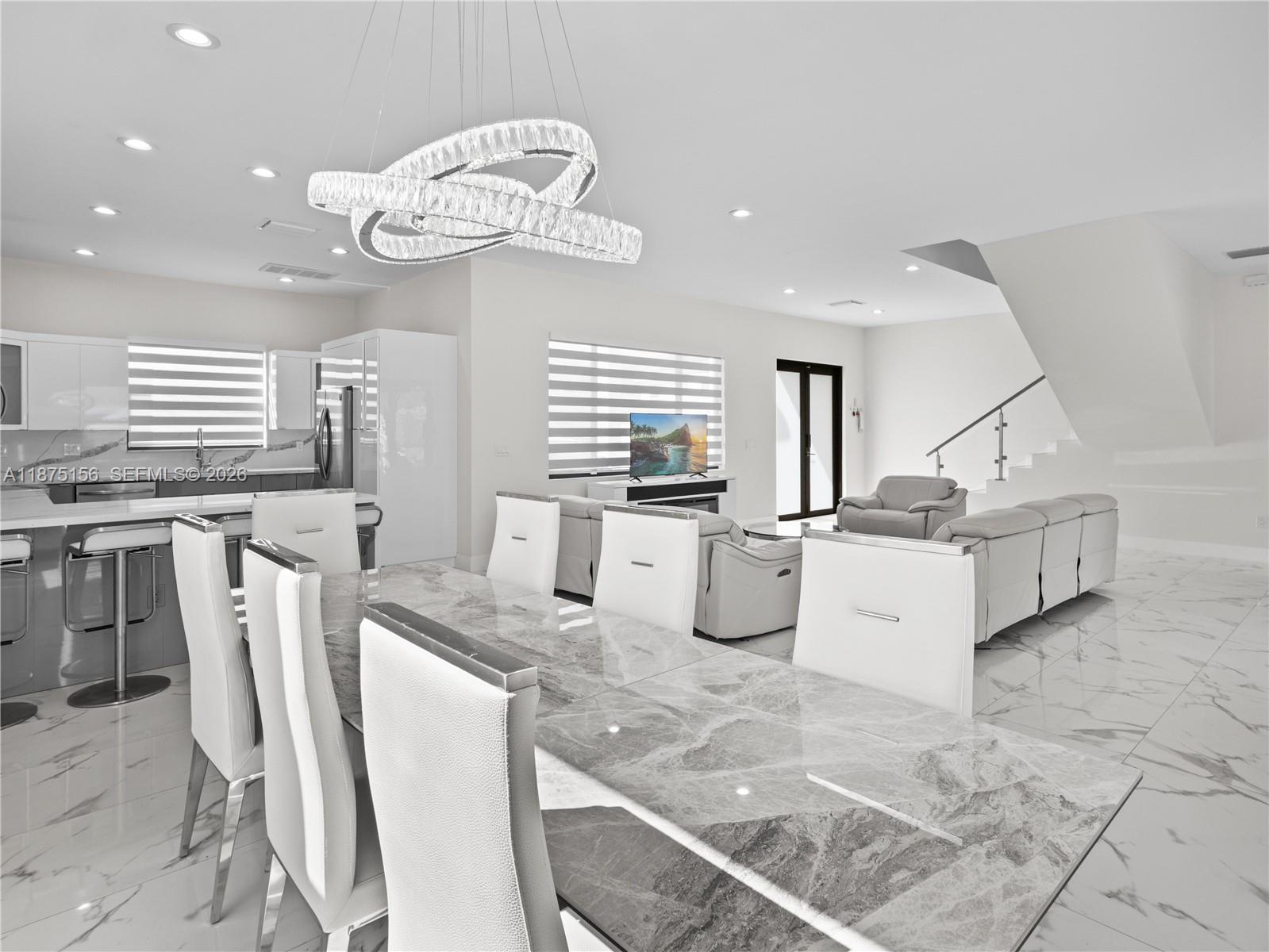 MIA ESTATES - Residential