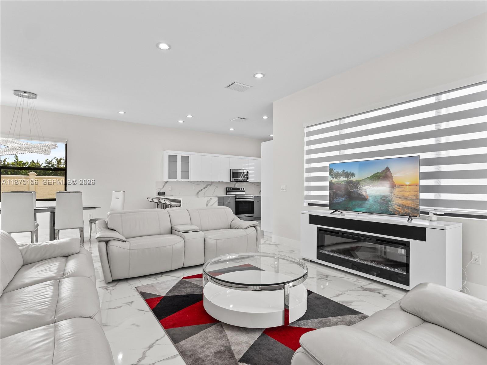 MIA ESTATES - Residential