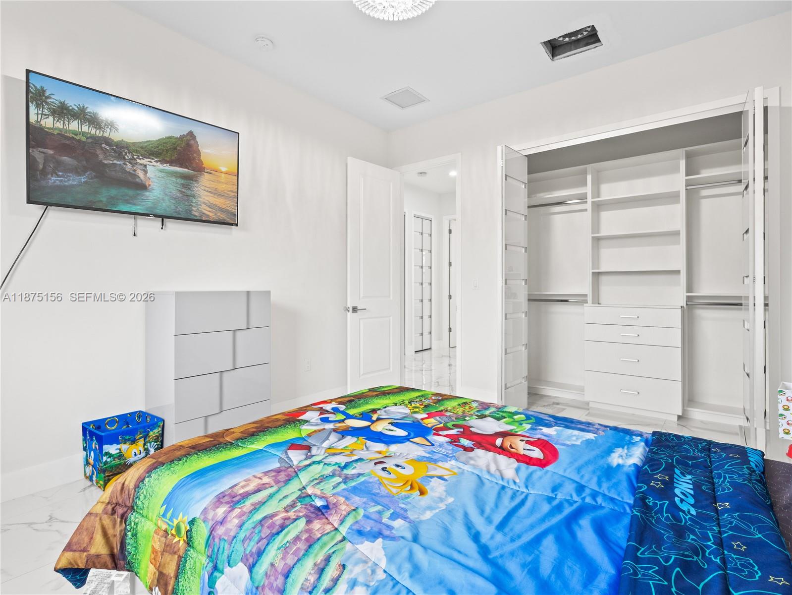 MIA ESTATES - Residential