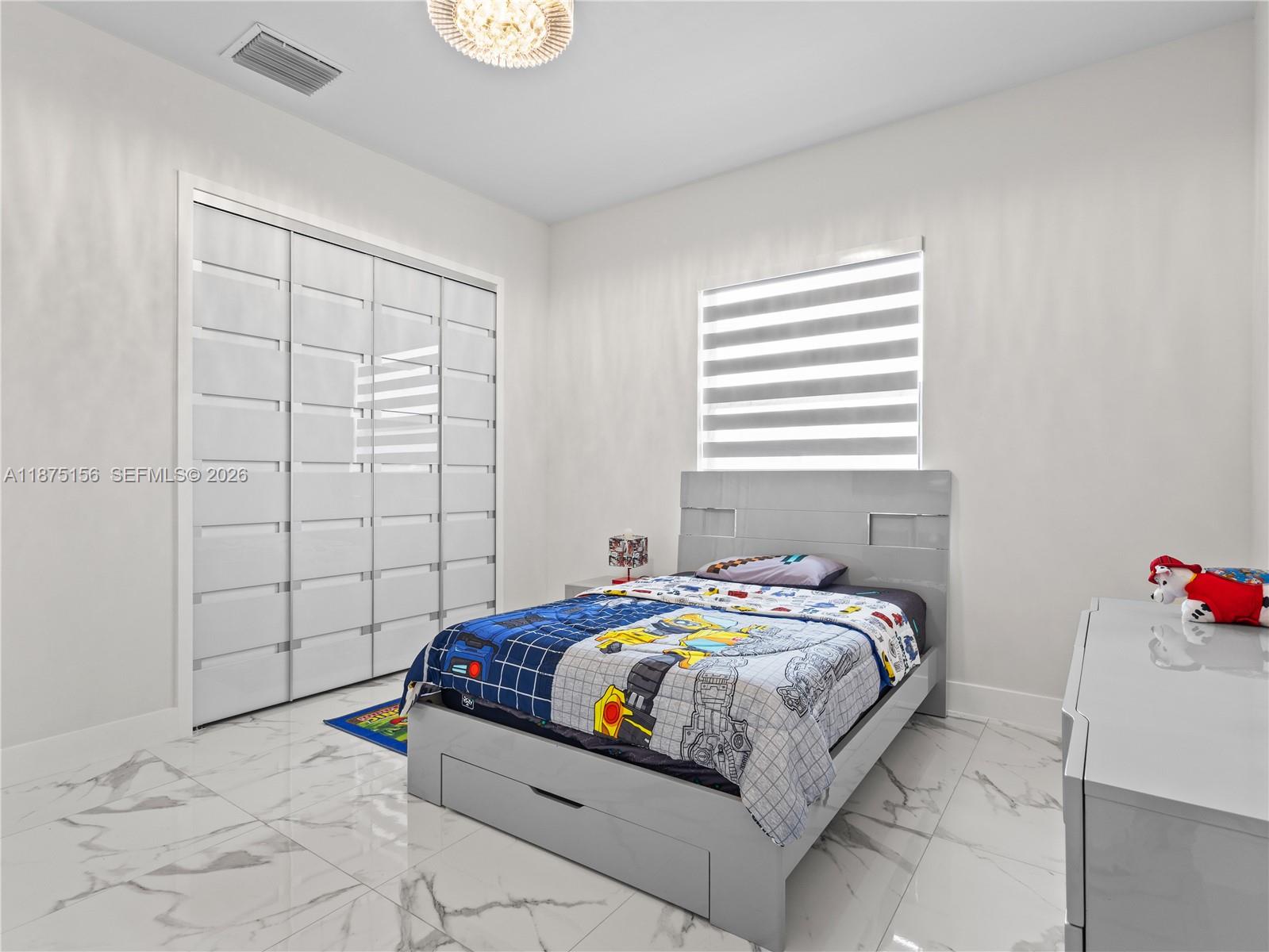 MIA ESTATES - Residential