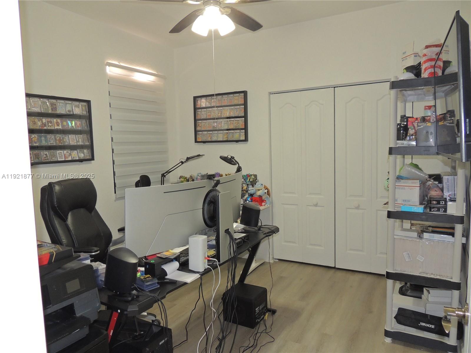 PORTOFINO POINTE - Residential