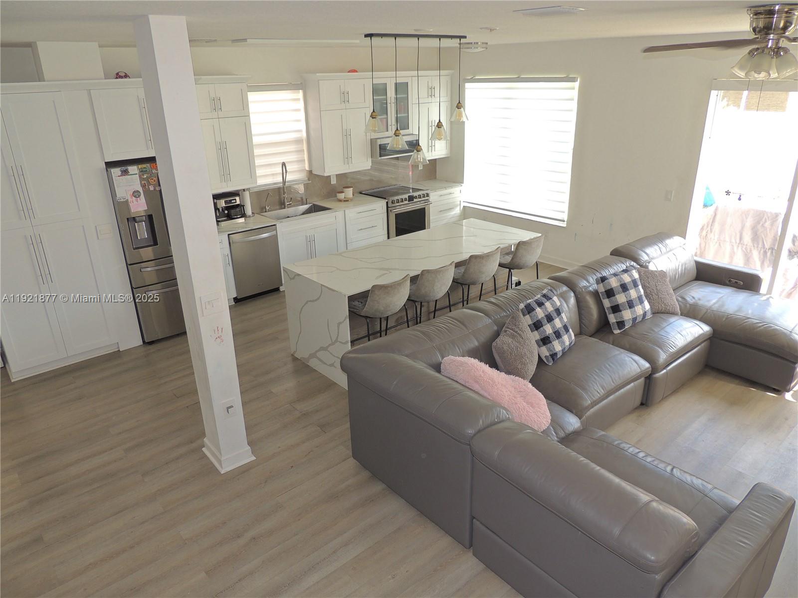 PORTOFINO POINTE - Residential