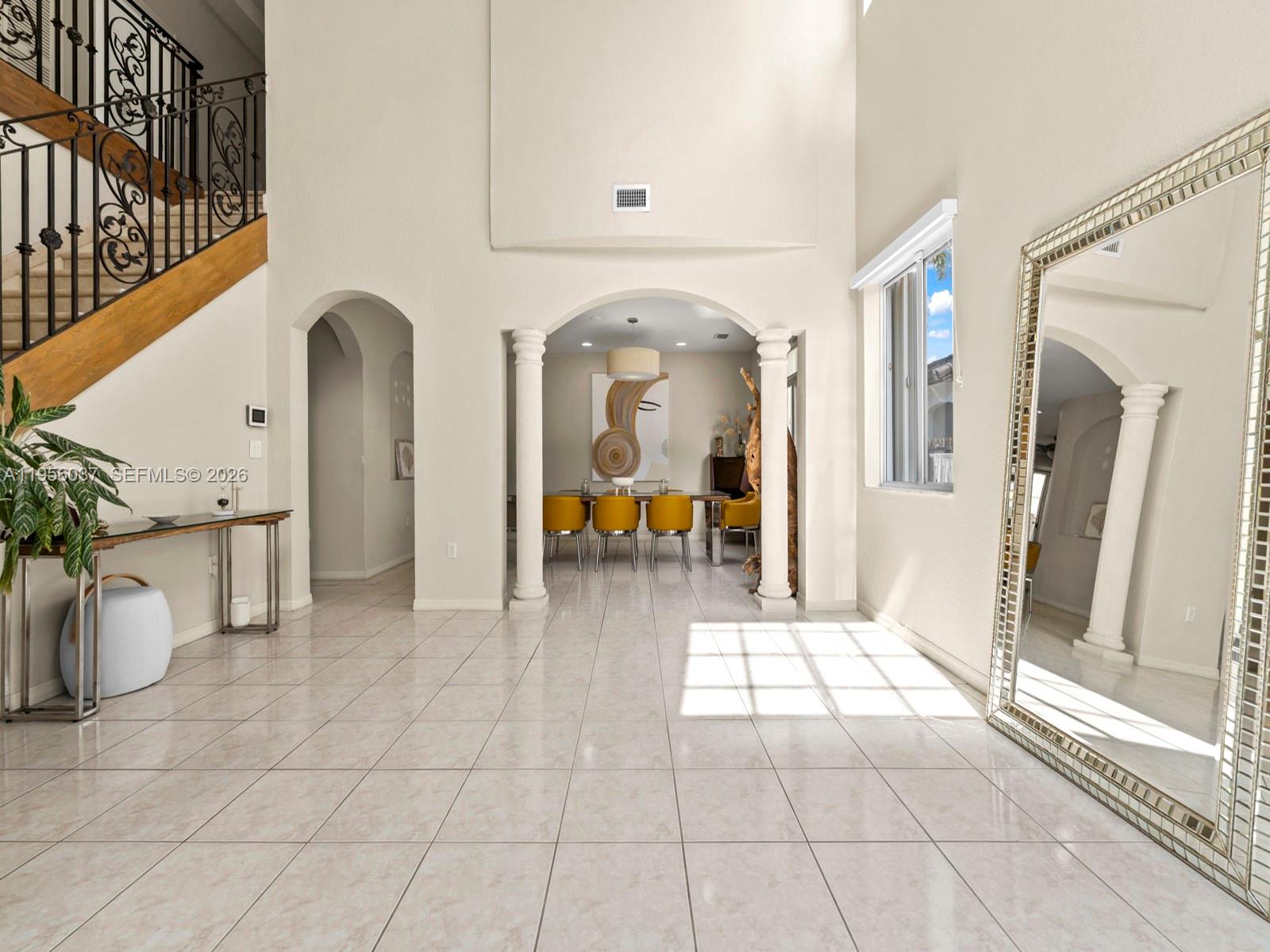 A B AT TAMIAMI TRAIL PHAS - Residential