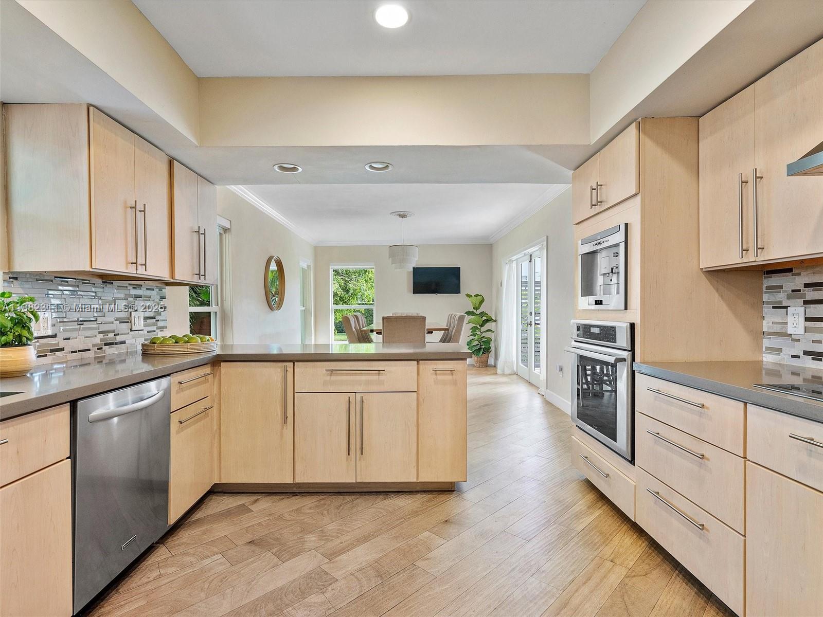 SAN SOUCI ESTATES - Residential