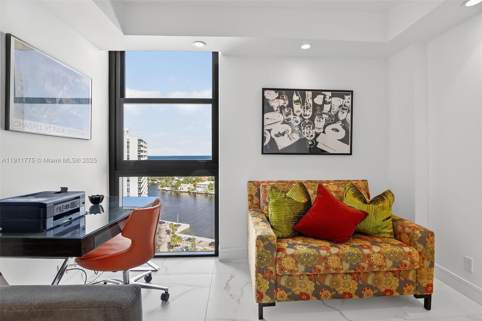 HAMPTONS WEST CONDO - Residential