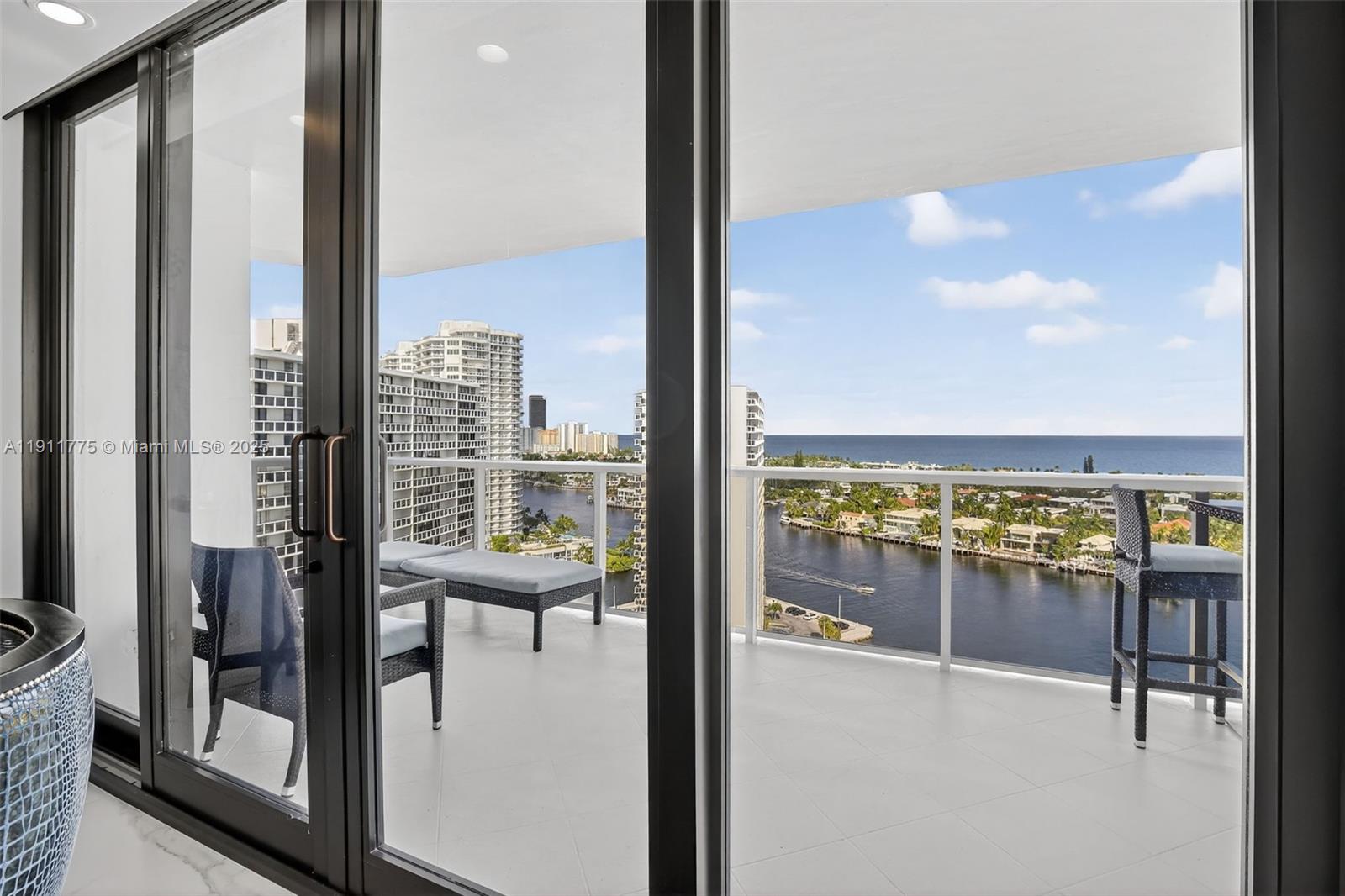 20281 E Country Club Dr 1704