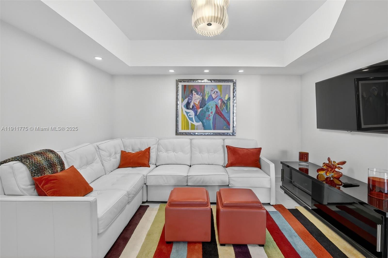 HAMPTONS WEST CONDO - Residential