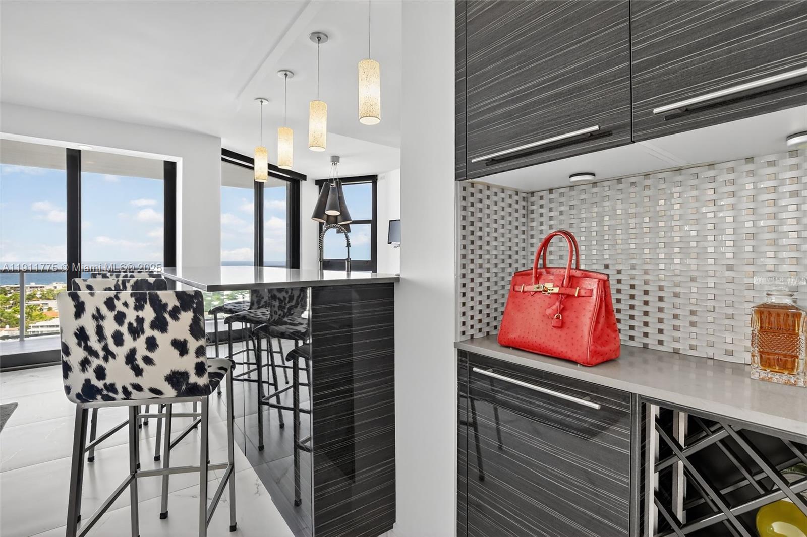 HAMPTONS WEST CONDO - Residential